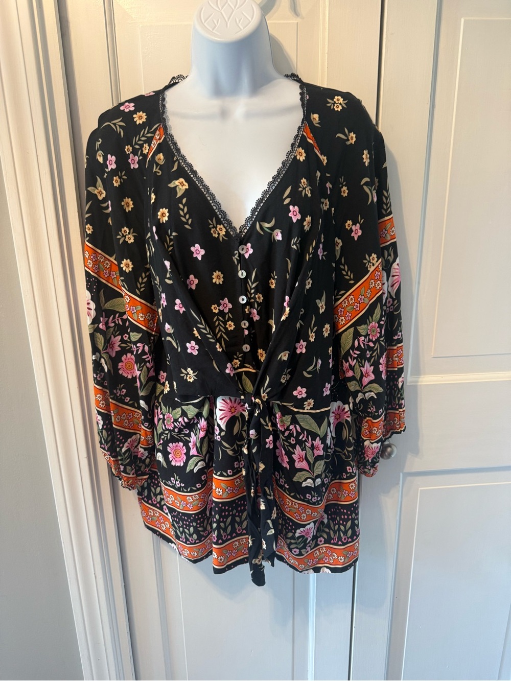 NWT Suzanne Betro Black Floral Tie-Front Blouse with Pink & Orange Accents